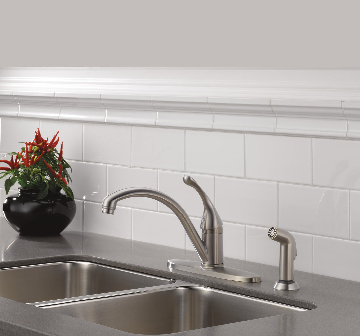 Delta Collins 440 Single Handle Kitchen Faucet with Spray