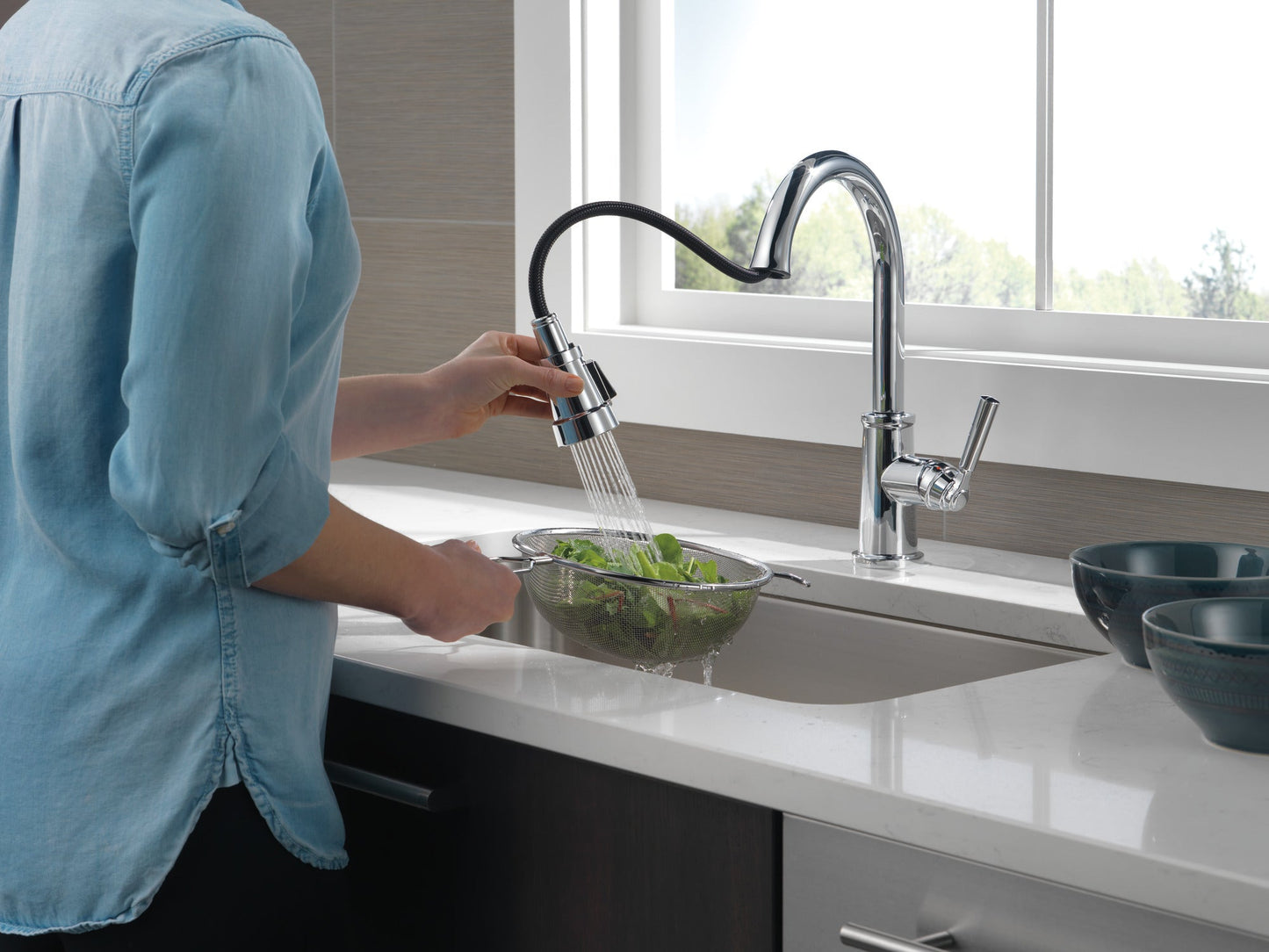 Peerless Westchester P7923LF Single-Handle Pull-Down Kitchen Faucet