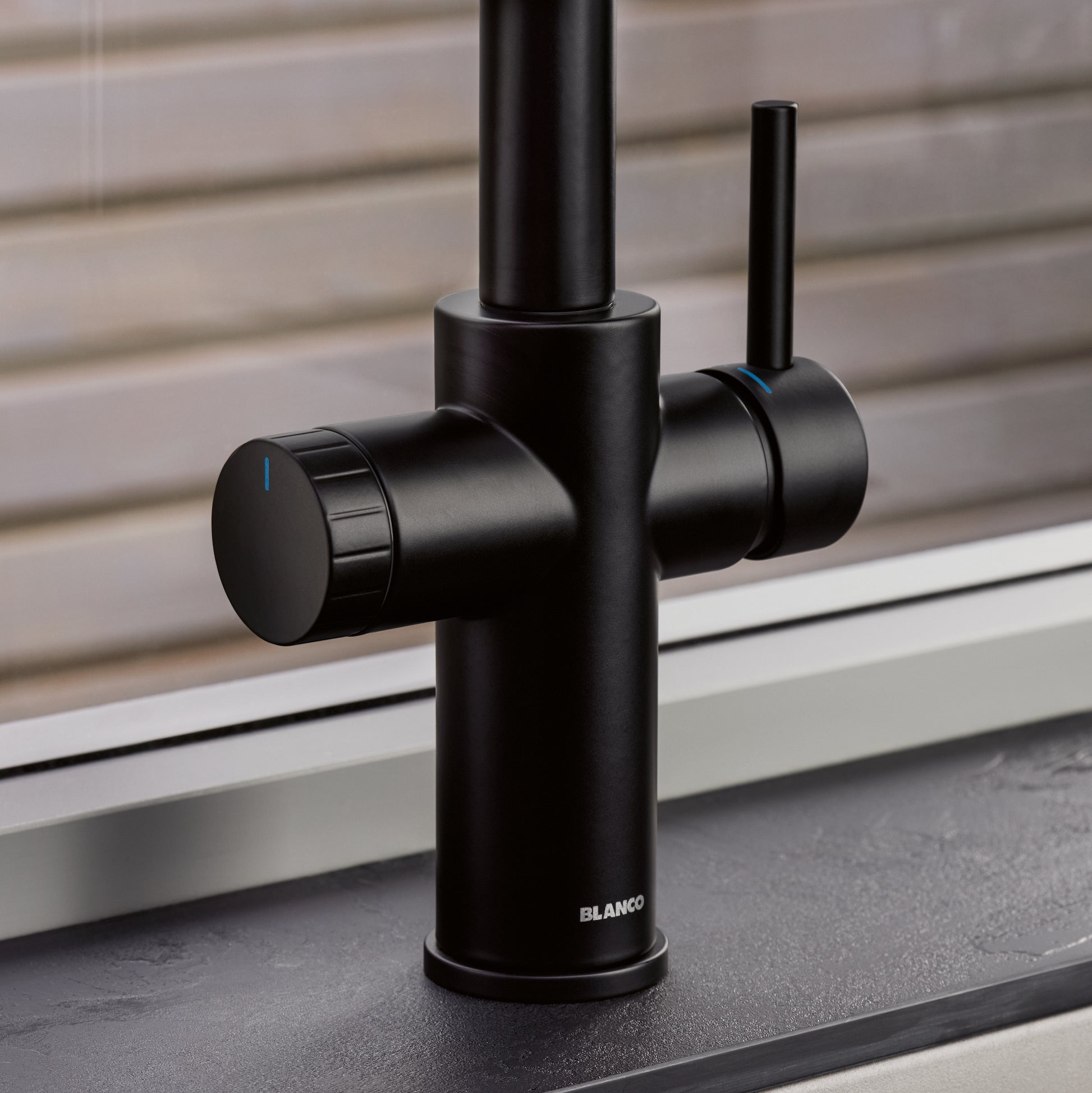 Matte Black - BLANCO Catris Flexo Filter-Ready Semi-Pro Pull-Down Dual-Spray Kitchen Faucet