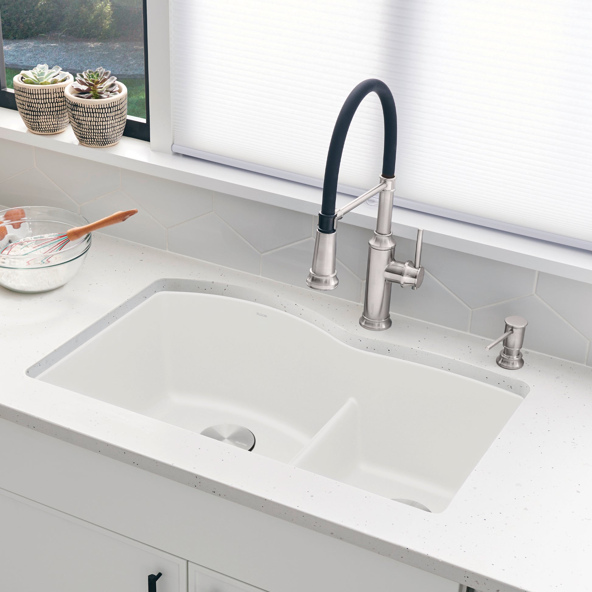 White - BLANCO Diamond SILGRANIT 32" 60/40 Double Bowl Undermount Kitchen Sink with Low Divide