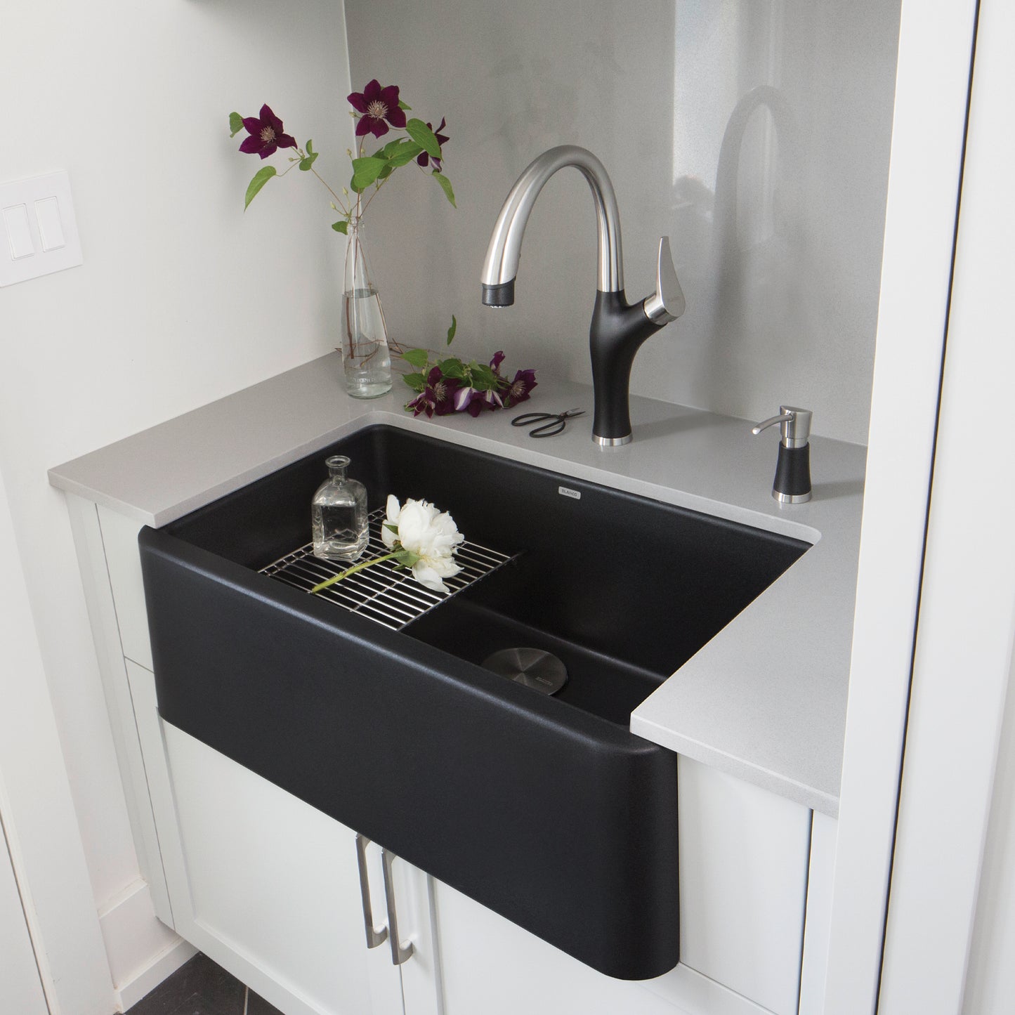 Anthracite - BLANCO Ikon SILGRANIT 30" Single Bowl Apron-Front Farmhouse Sink