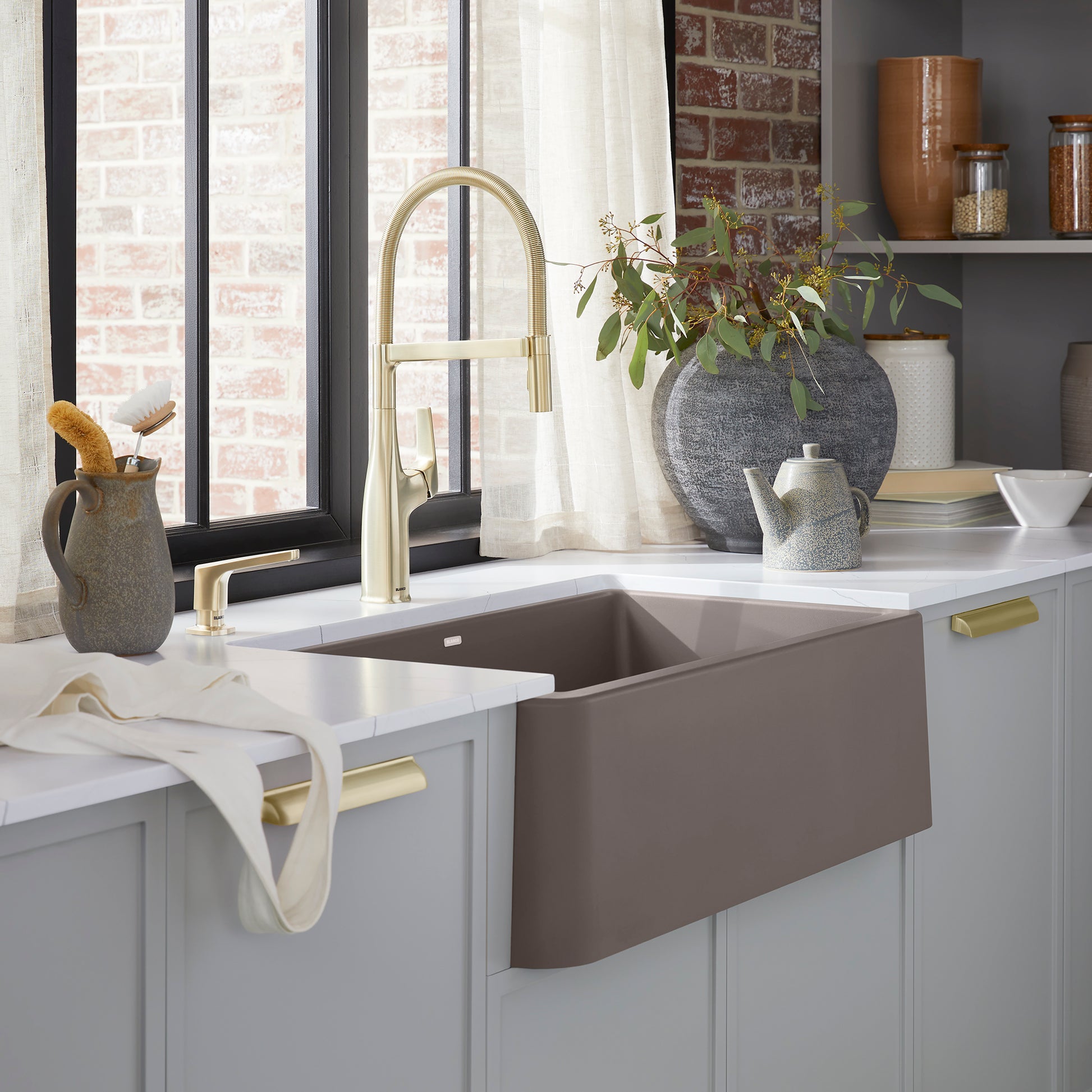 Volcano Gray - BLANCO Ikon SILGRANIT 33" Single Bowl Apron-Front Farmhouse Sink