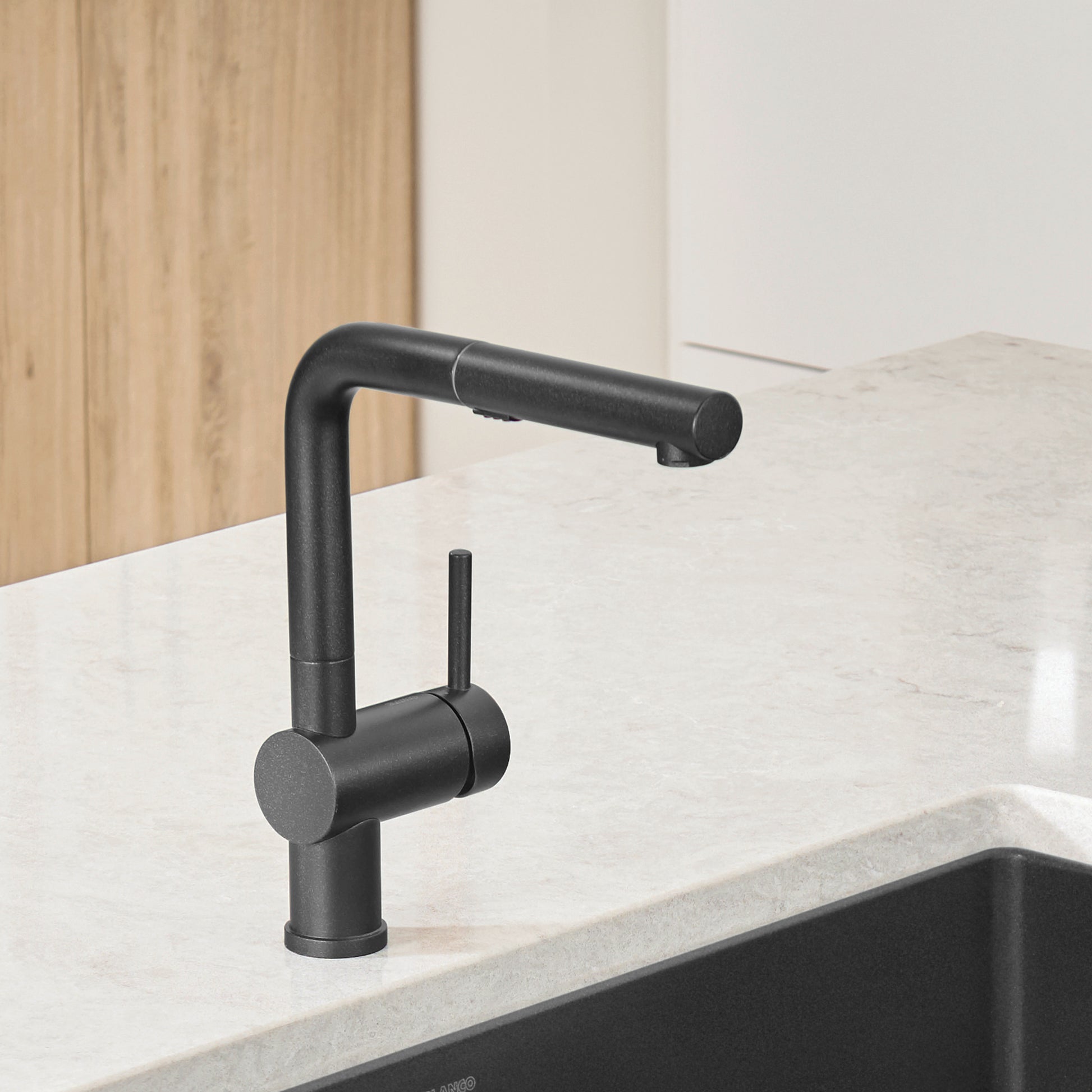 Anthracite - BLANCO Linus Low Arc Pull-Out Dual-Spray Kitchen Faucet