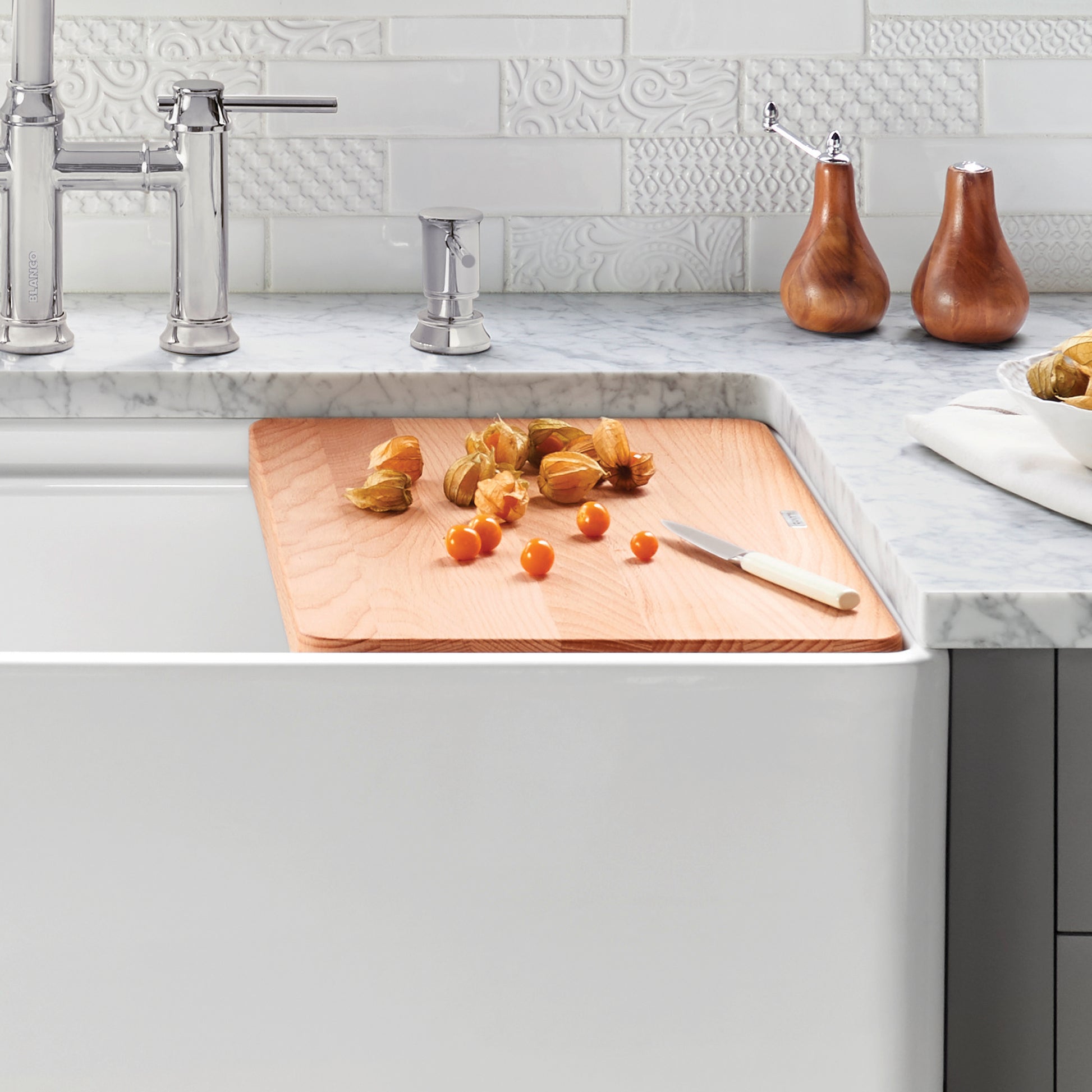 Wood - BLANCO Profina Beechwood Cutting Board