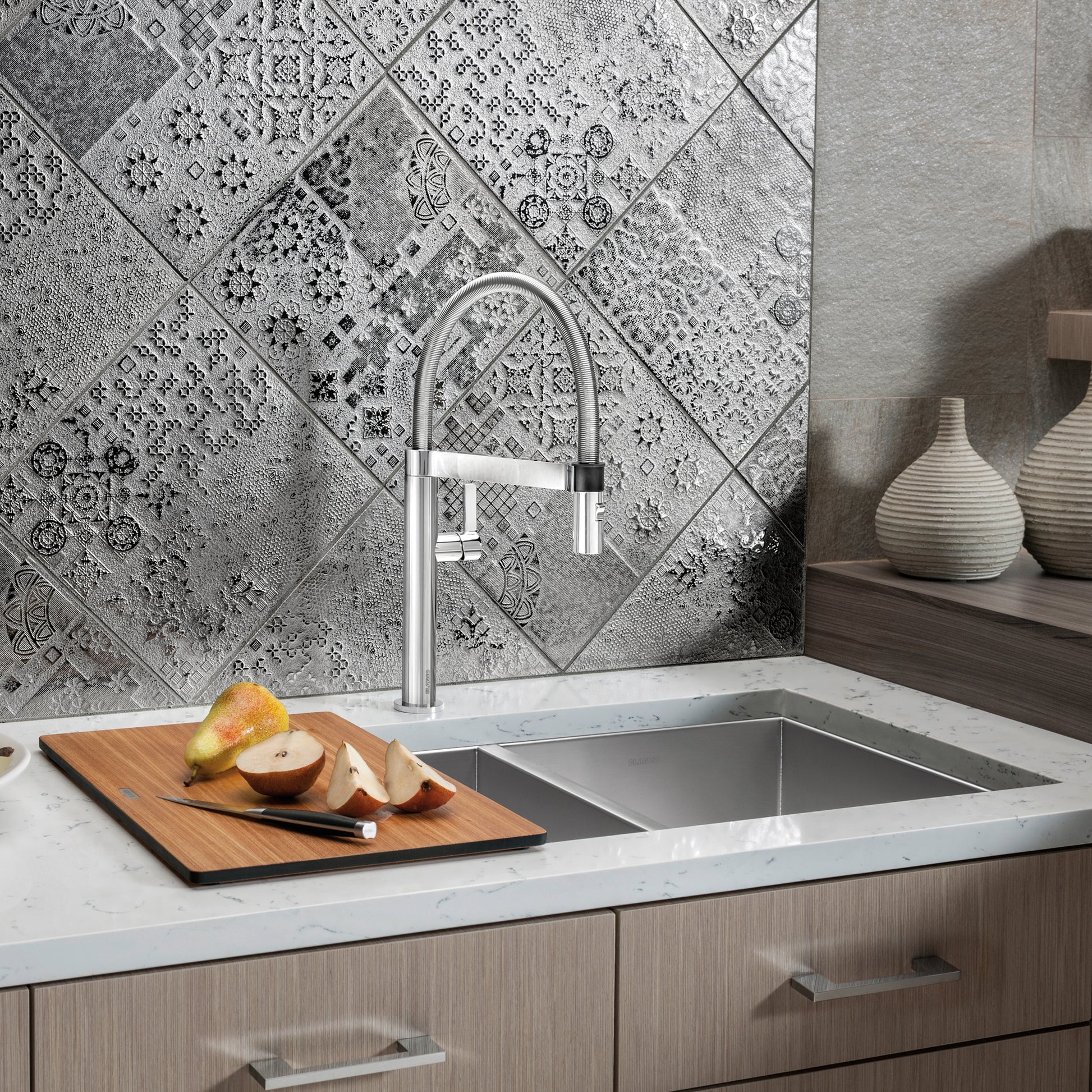 Satin Polished Finish - BLANCO Quatrus R0 33" 60/40 Double Bowl Undermount Stainless Kitchen Sink