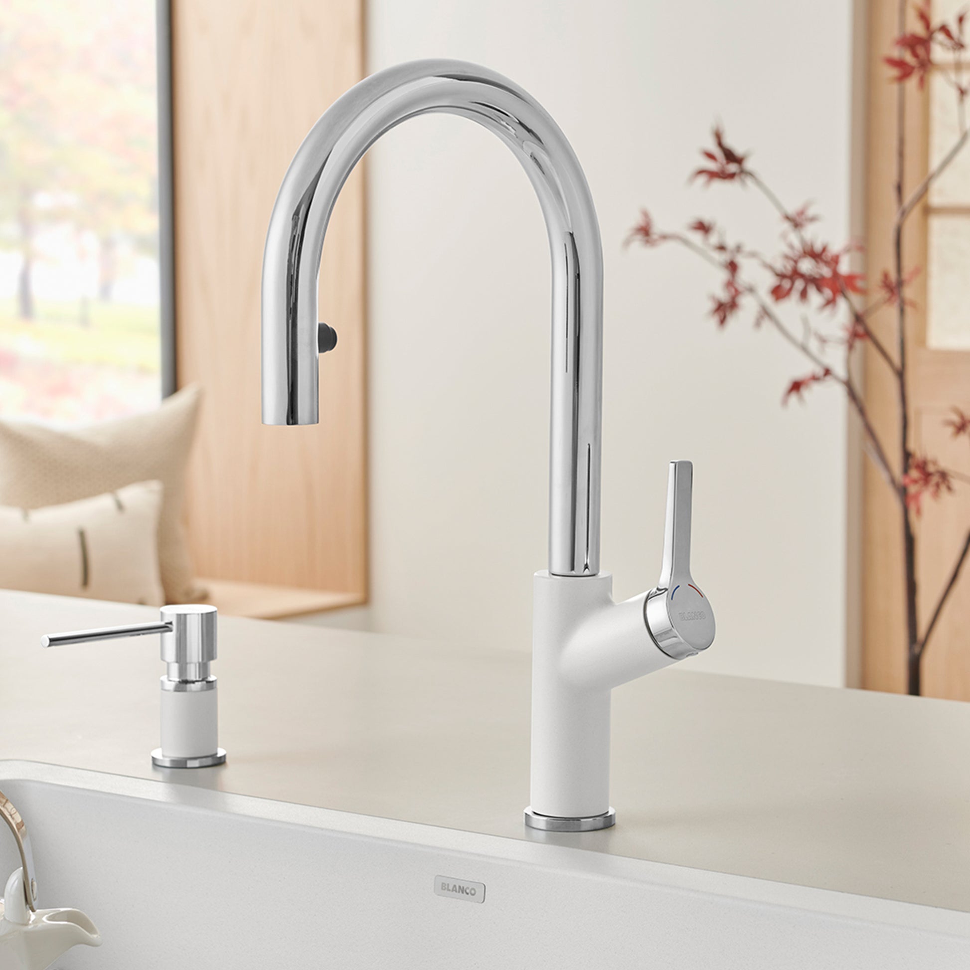 Chrome/White - BLANCO Urbena Pull-Down Dual-Spray Kitchen Faucet
