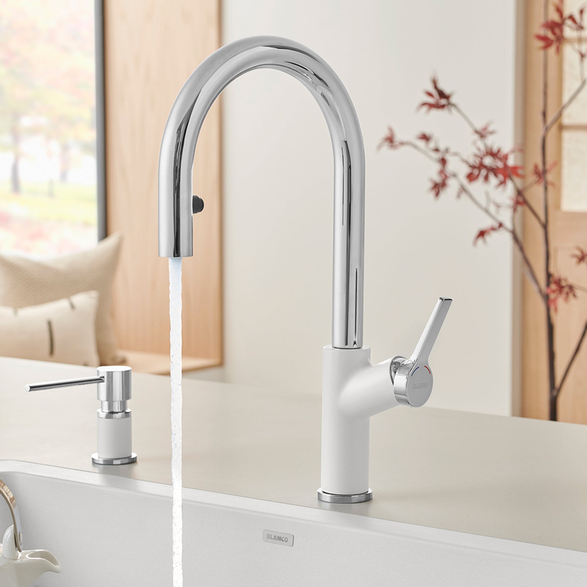 Chrome/White - BLANCO Urbena Pull-Down Dual-Spray Kitchen Faucet