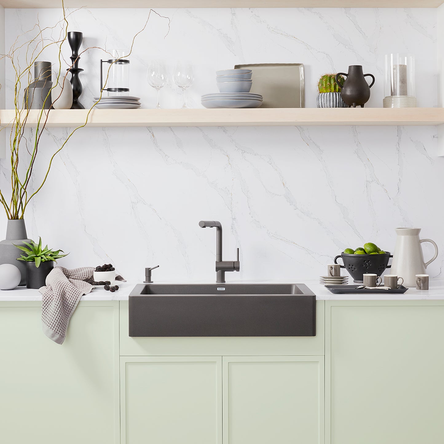 Volcano Gray - BLANCO Vintera SILGRANIT 30" Single Bowl Apron-Front Farmhouse Sink