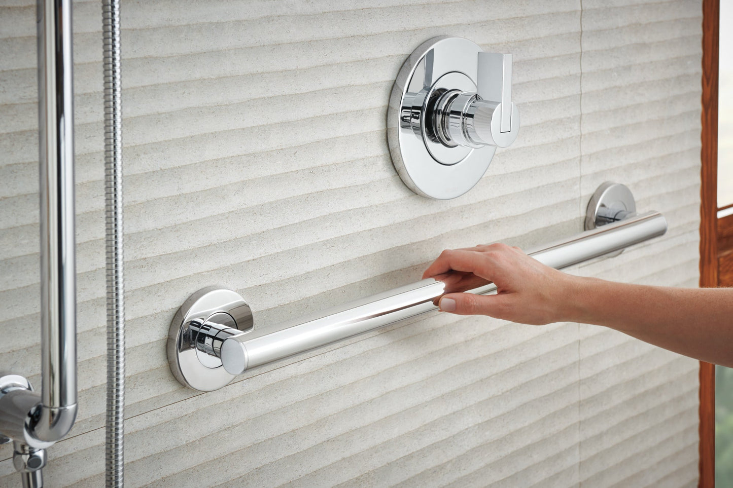Brizo Litze 85735 Slide Bar Handshower with H2OKINETIC Technology