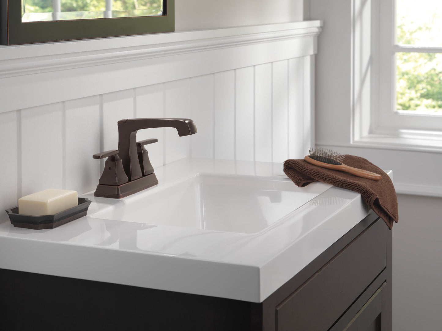 Delta Ashlyn 2564 Two Handle Centerset Bathroom Faucet