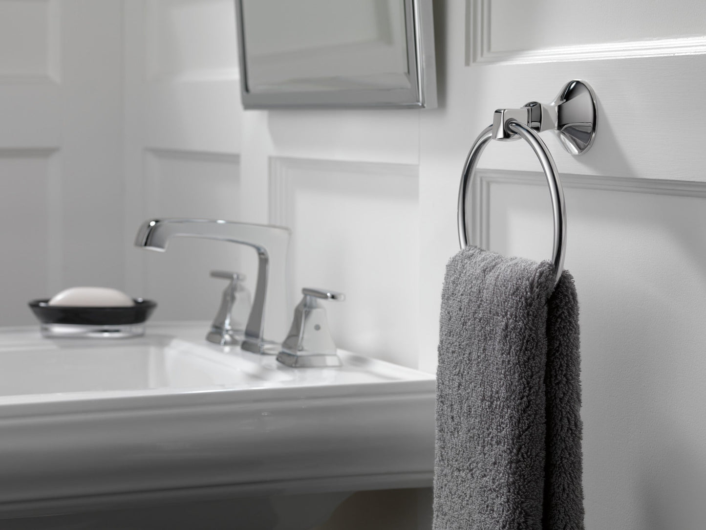 Delta Ashlyn 3564 Two Handle Widespread Bathroom Faucet