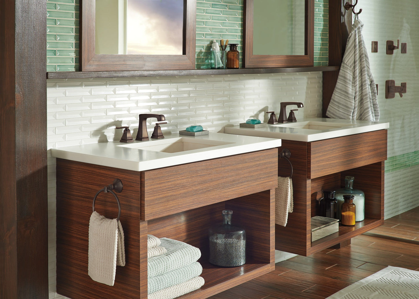 Delta Ashlyn 3564 Two Handle Widespread Bathroom Faucet