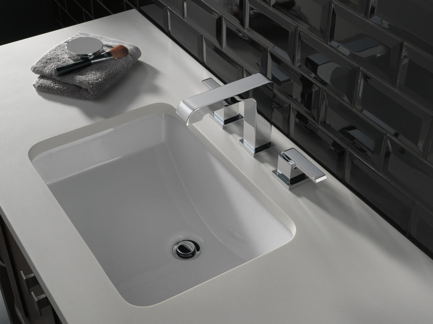 Delta Ara 3567 Two Handle Widespread Bathroom Faucet