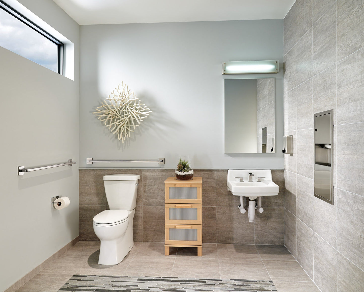 Delta Ara 3568LF Two Handle Widespread Channel Bathroom Faucet