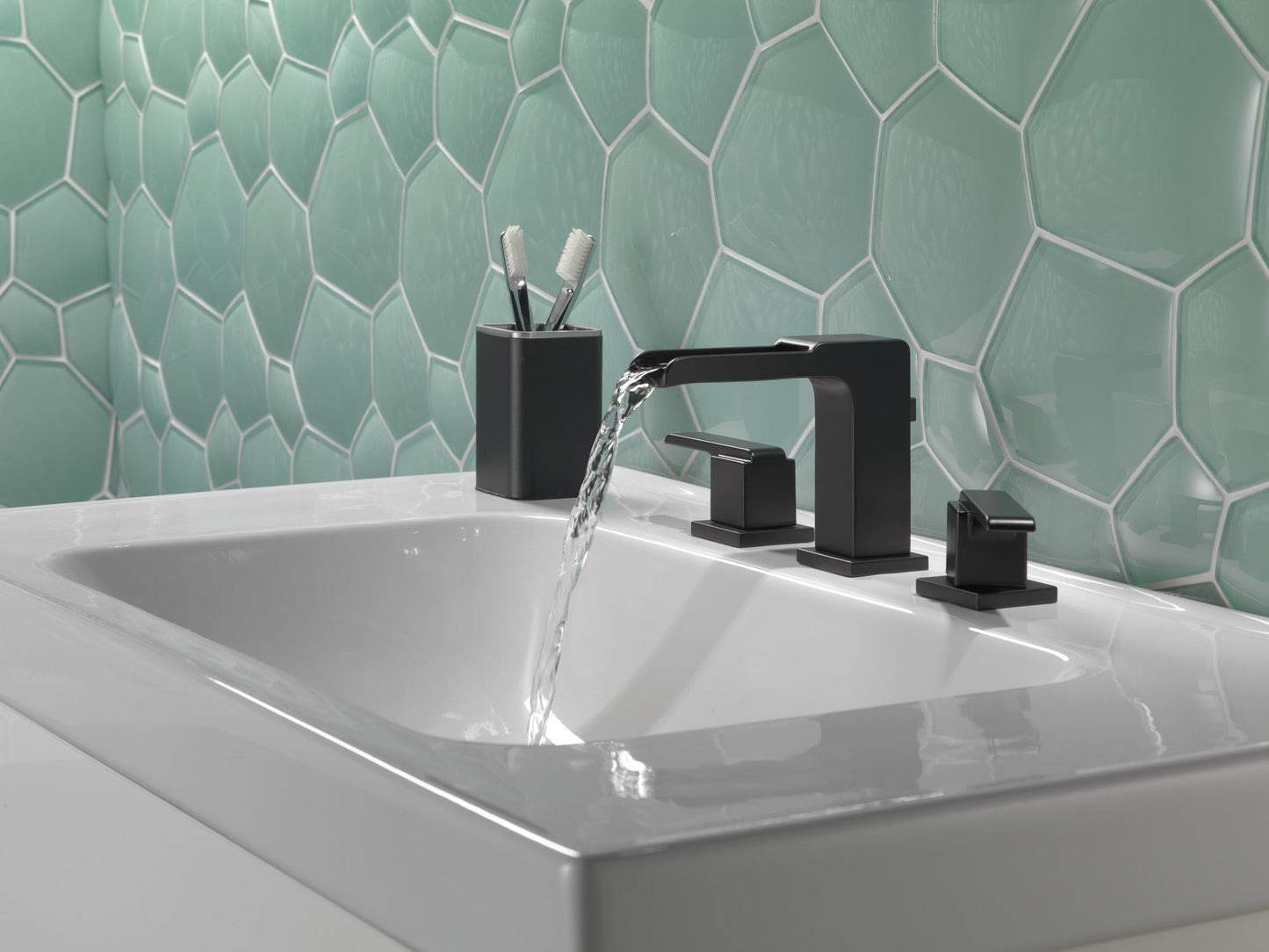 Delta Ara 3568LF Two Handle Widespread Channel Bathroom Faucet