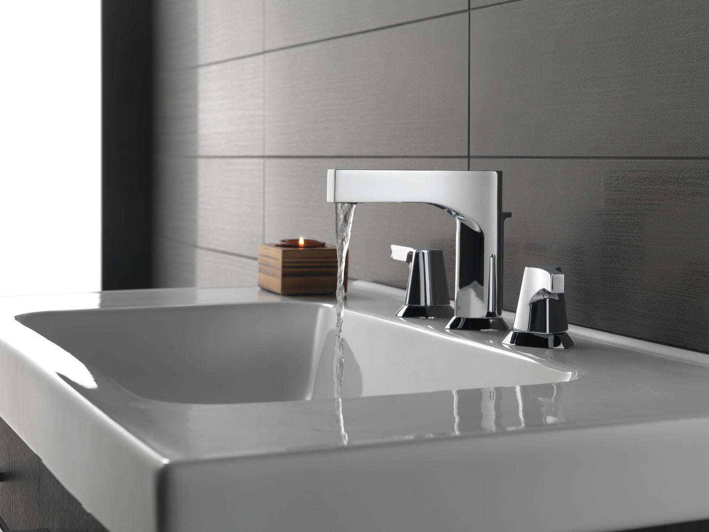 Delta Zura 3574 Two Handle Widespread Bathroom Faucet