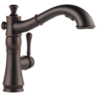 Delta Cassidy 4197 Single Handle Pull-Out Kitchen Faucet