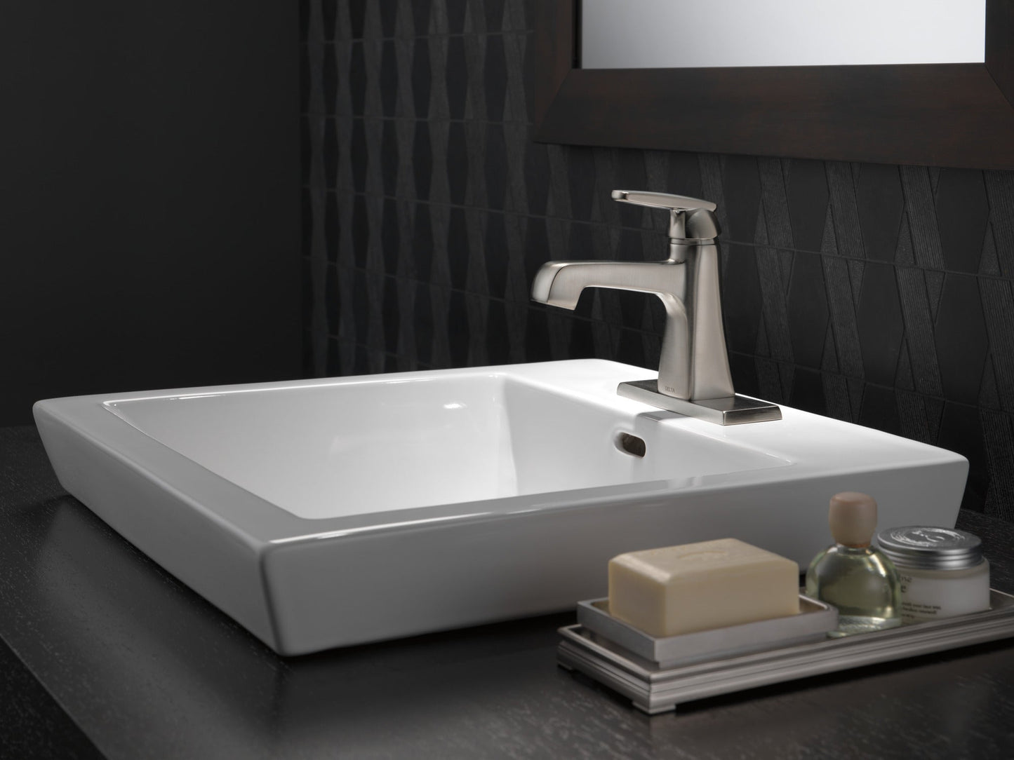 Delta Ashlyn 564 Single Handle Bathroom Faucet