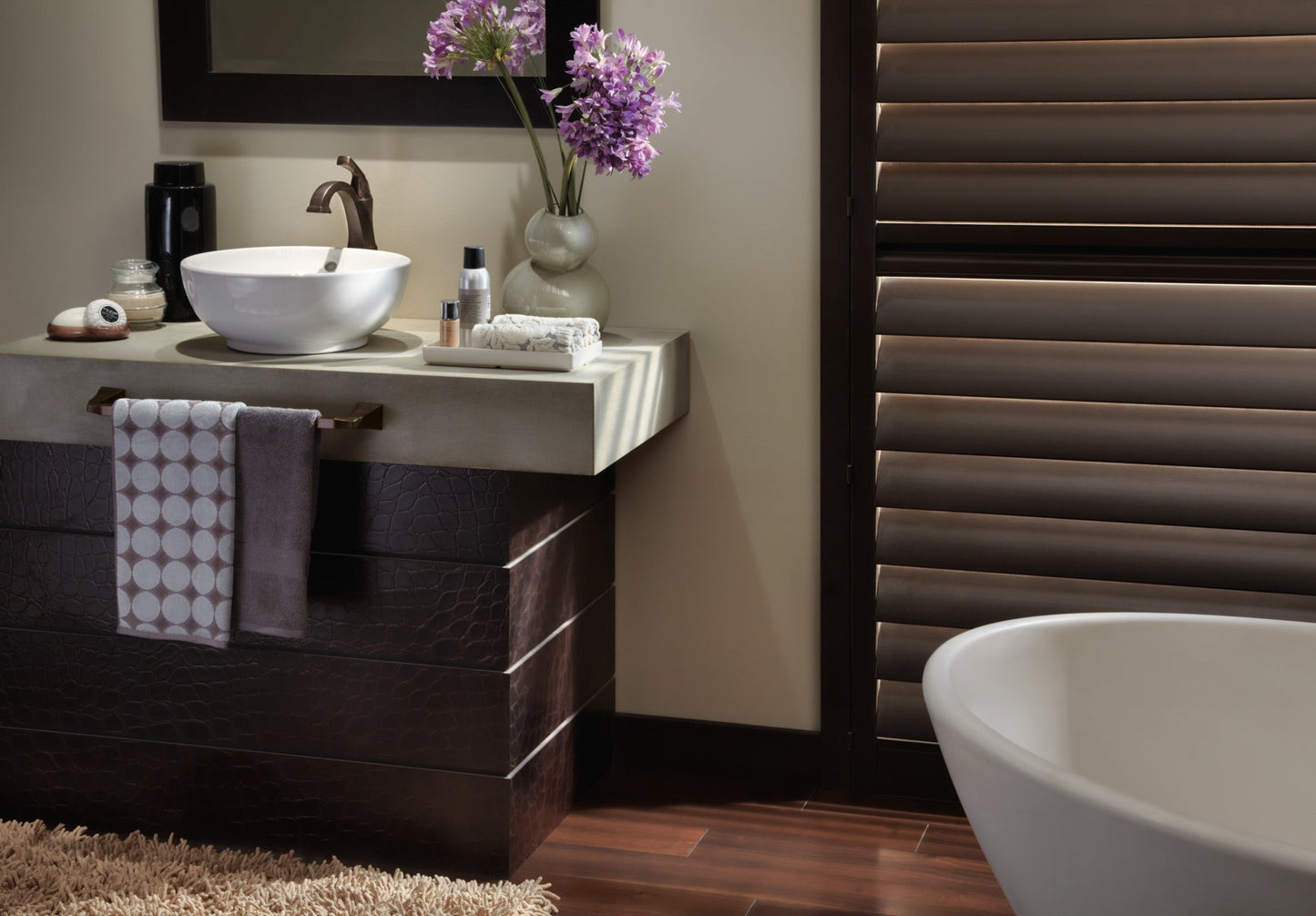 Delta Dryden 751 Single Handle Vessel Bathroom Faucet