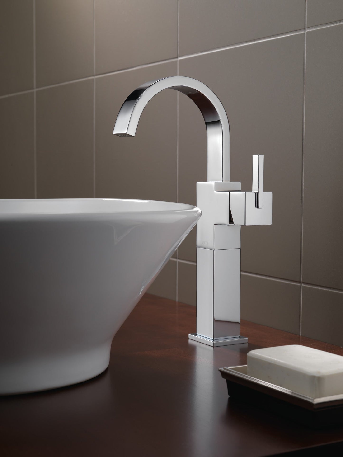 Delta Vero 753LF Single Handle Vessel Bathroom Faucet