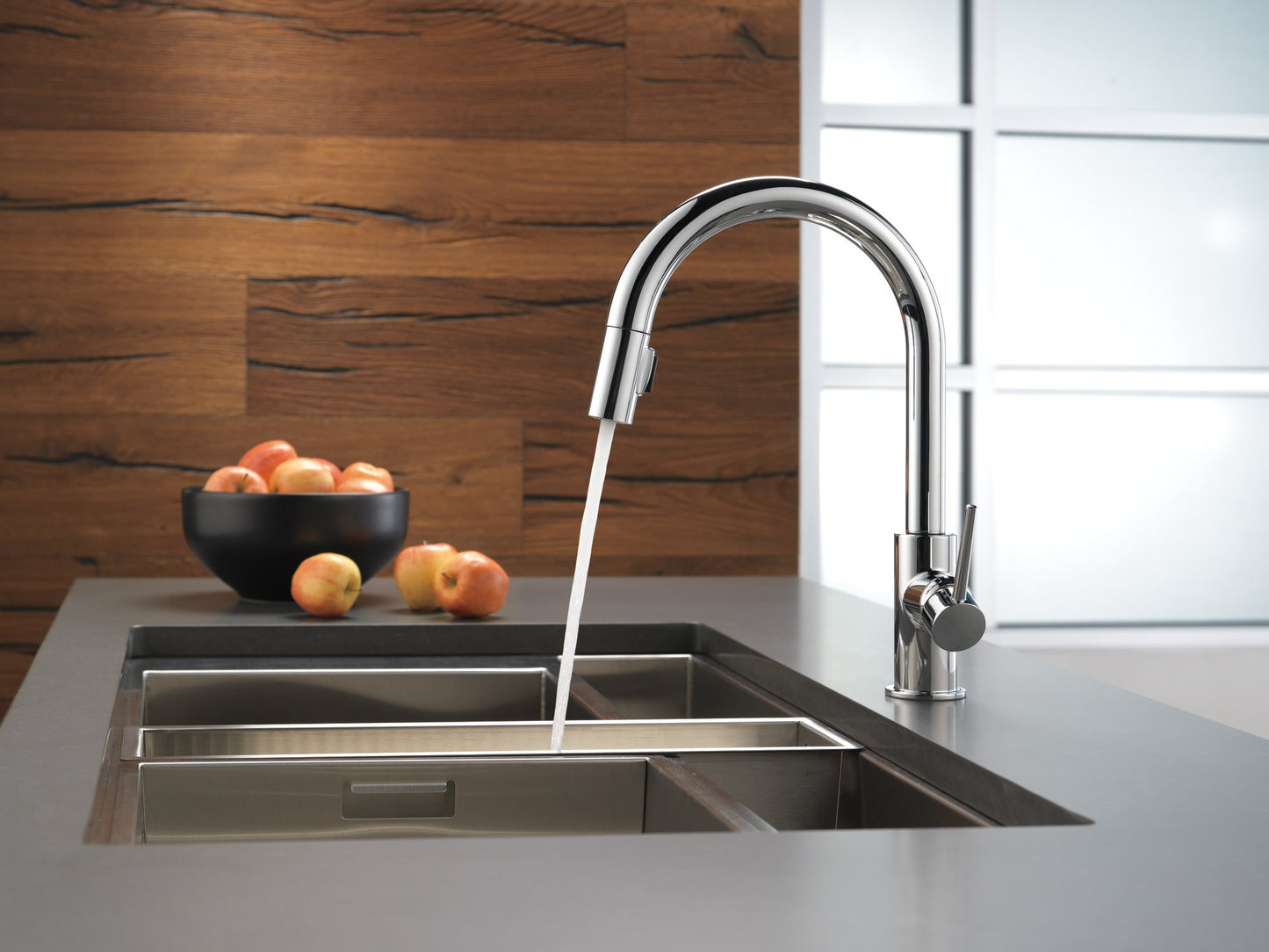 Delta Trinsic 9159 Single Handle Pull-Down Kitchen Faucet