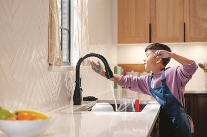 Delta Leland: VoiceIQ Kitchen Faucet with Touch2O with Touchless Technology