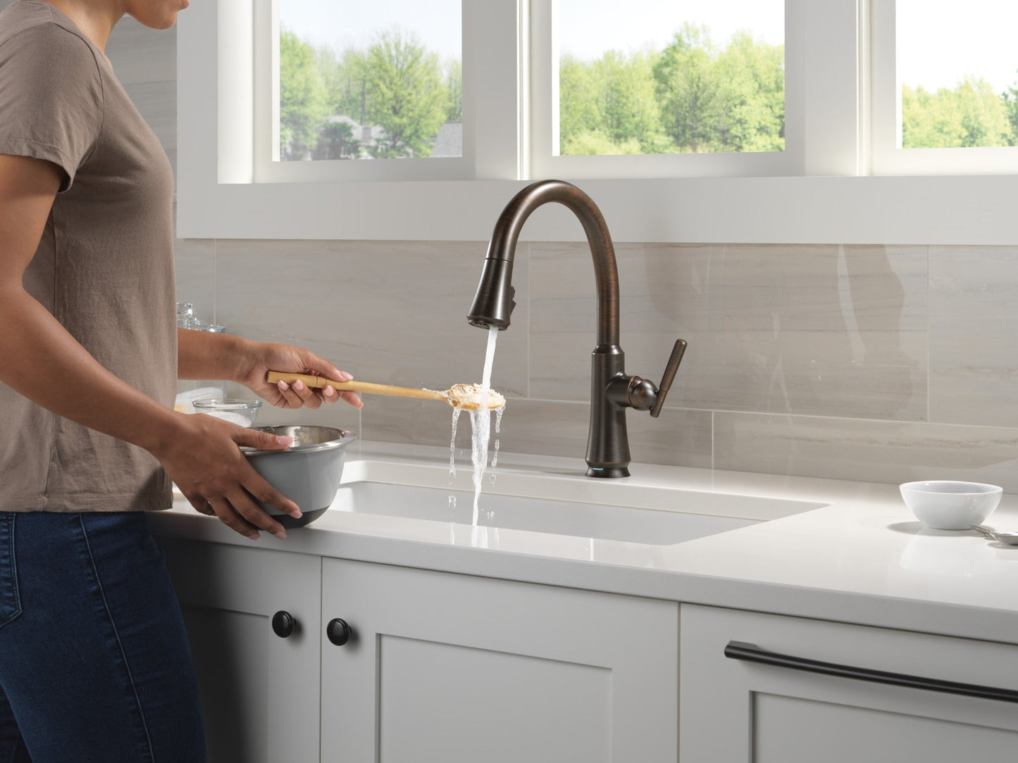 Delta Coranto 9179TL TouchTouch 2O Technology Kitchen Faucet with Touchless Technology
