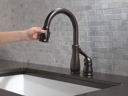Delta Leland 978 Single Handle Pull-Down Kitchen Faucet