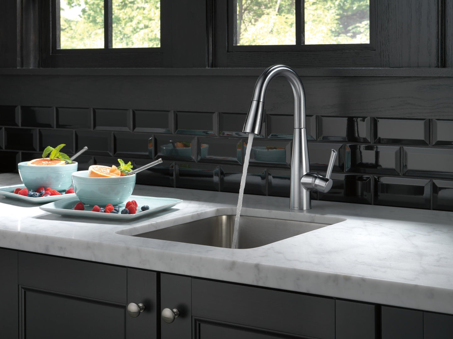 Delta Essa 9913 Single Handle Pull-Down Bar / Prep Faucet