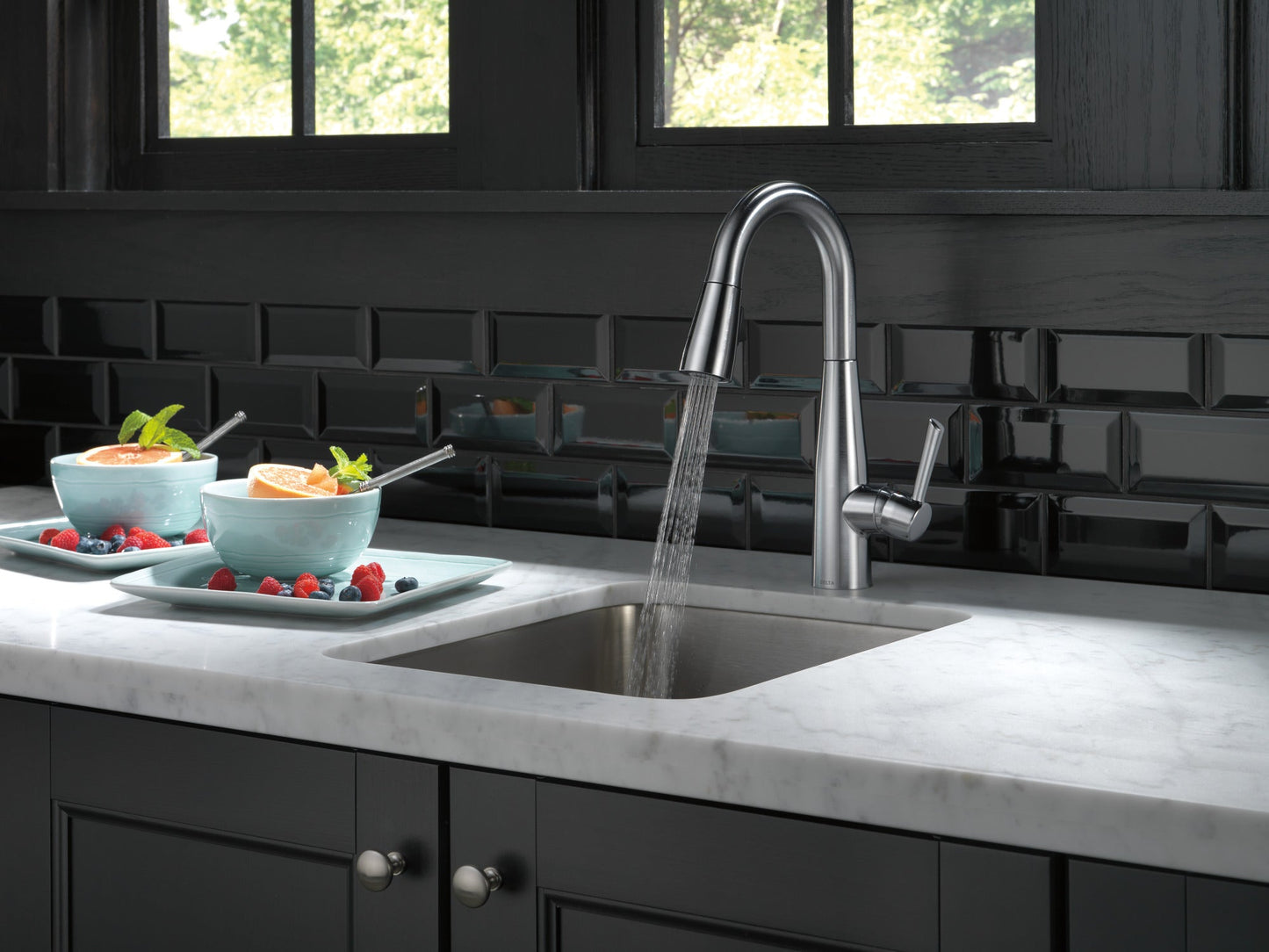 Delta Essa 9913 Single Handle Pull-Down Bar / Prep Faucet
