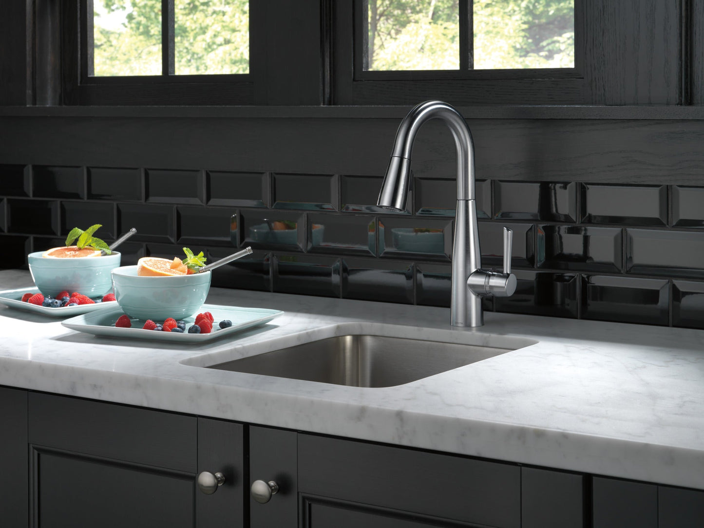 Delta Essa 9913 Single Handle Pull-Down Bar / Prep Faucet