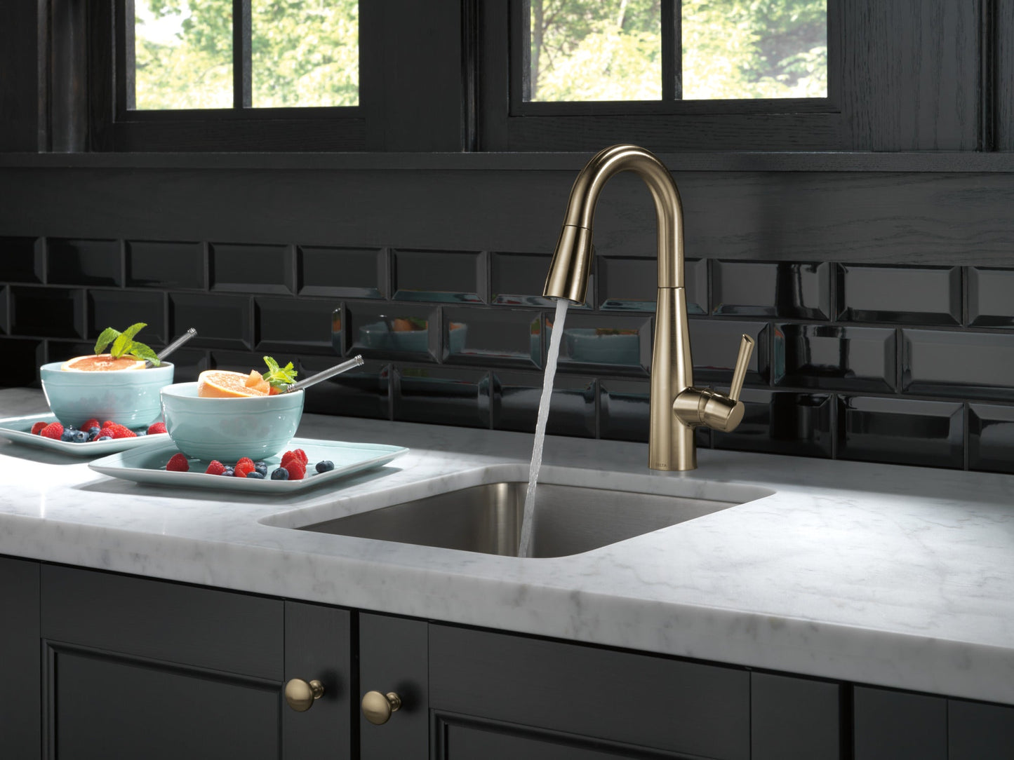 Delta Essa 9913 Single Handle Pull-Down Bar / Prep Faucet