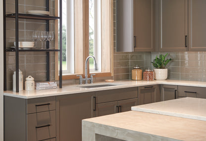 Delta Broderick 2390L Two Handle Pull-Down Bridge Kitchen Faucet