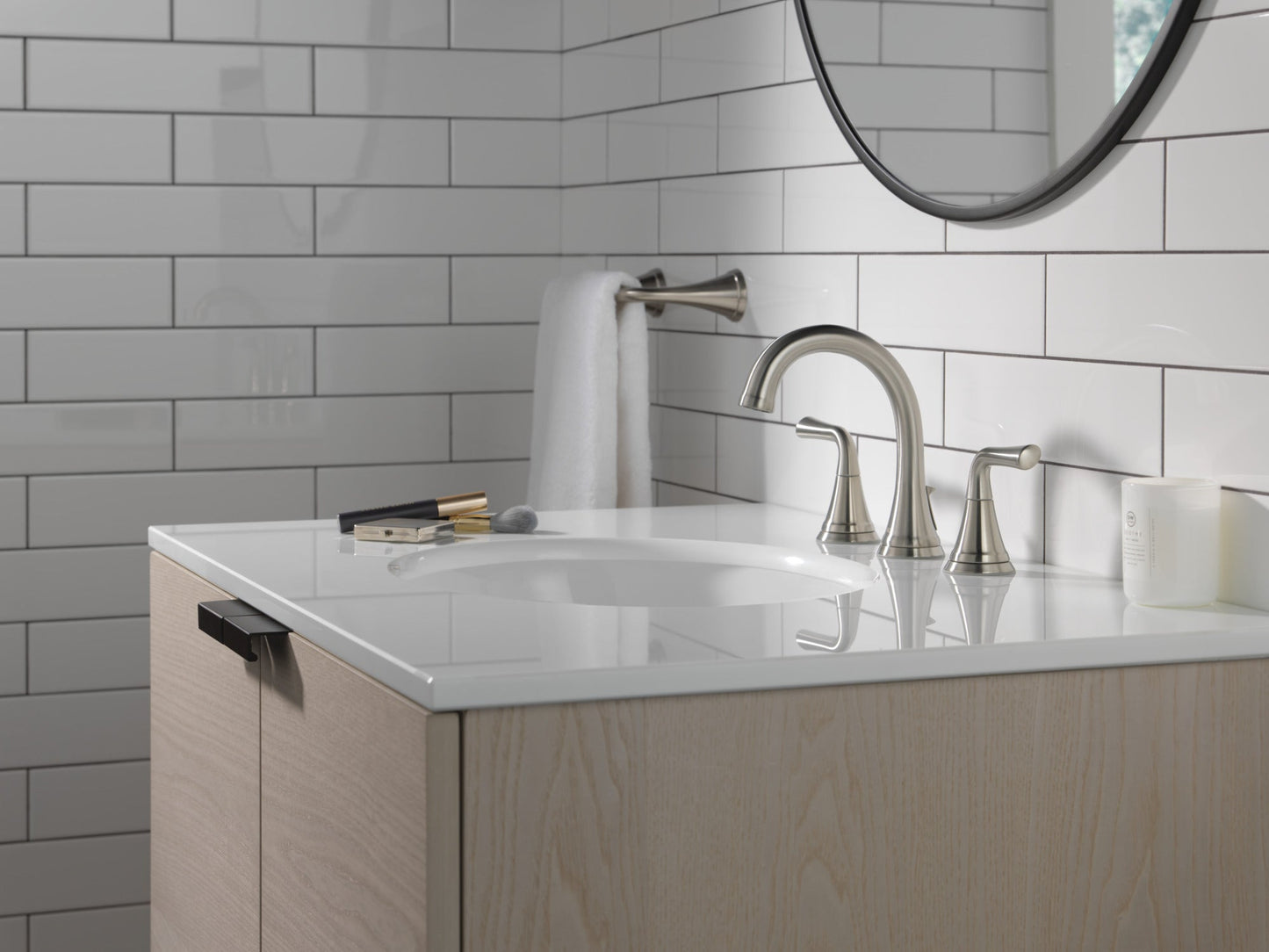 Delta Kayra 3533LF Two Handle Widespread Bathroom Faucet