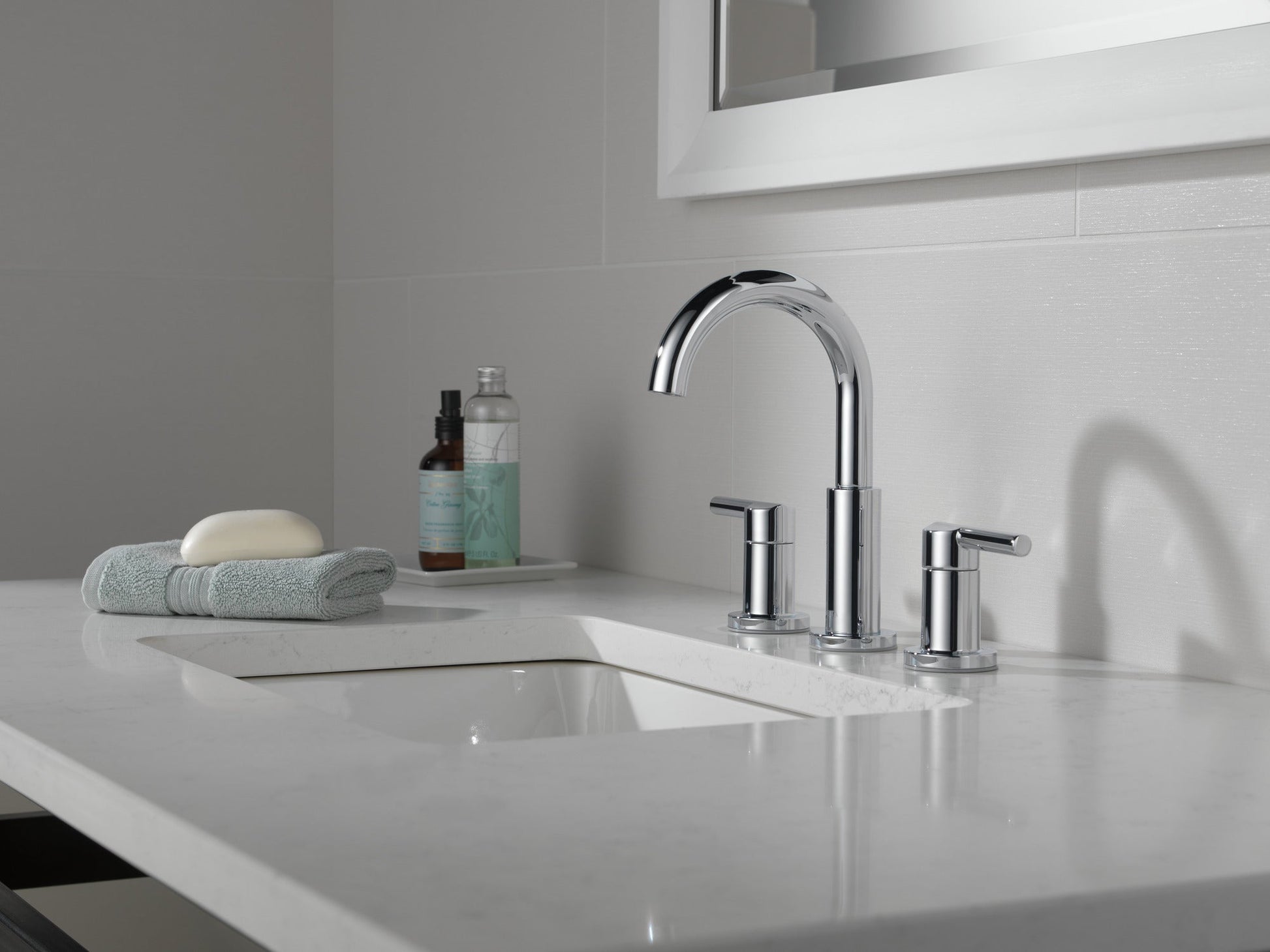 Delta Nicoli 35749LF Two Handle Widespread Bathroom Faucet, chrome - view 3