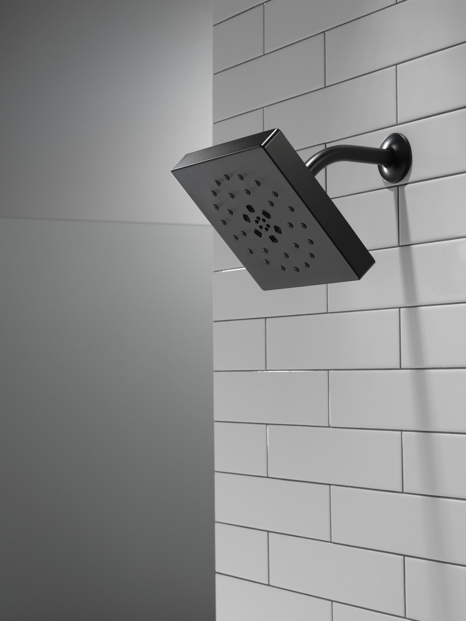 Delta Universal Showering Components 52484 H2Okinetic 4-Setting Shower Head with Ultrasoak, matte black - view 3