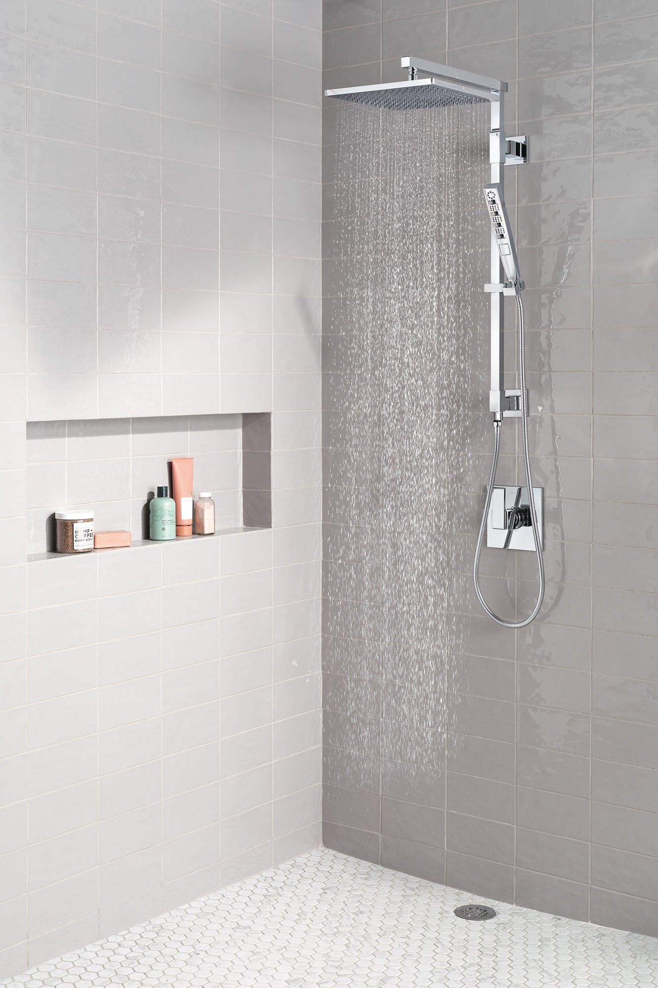Delta Universal Showering Components 58420 Shower Column 26" Angular
