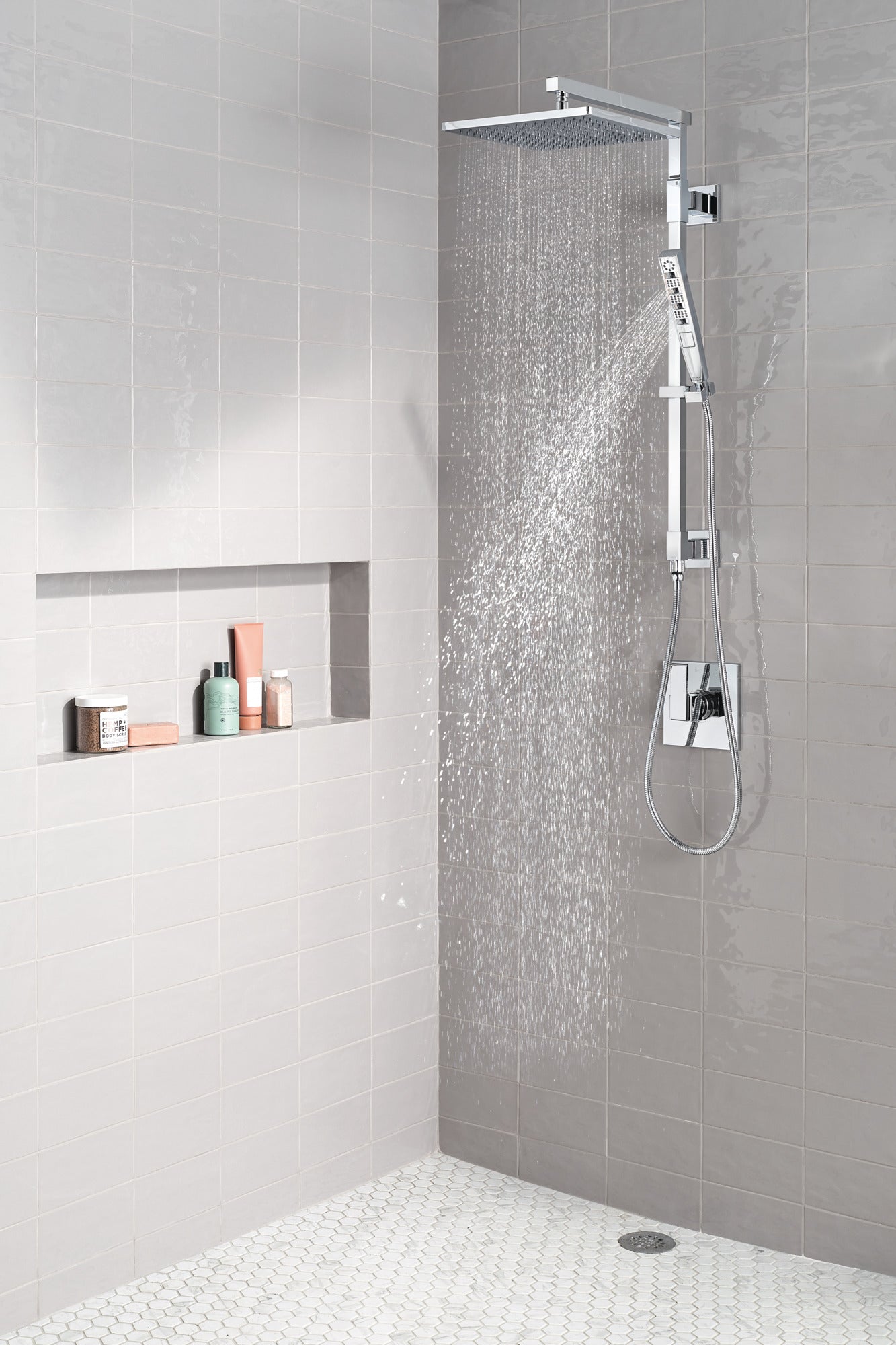 Delta Universal Showering Components 58420 Shower Column 26" Angular