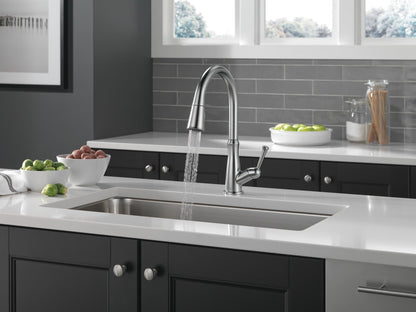 Delta Westville: Single Handle Pull-Down Kitchen Faucet, arctic stainless - view 5