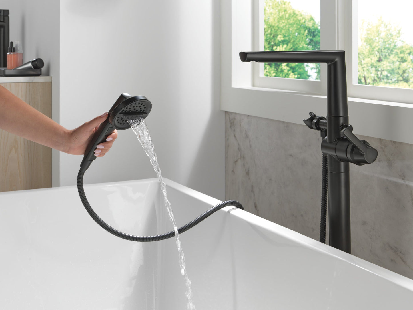 Delta Galeon T4771 Free Standing Tub Filler