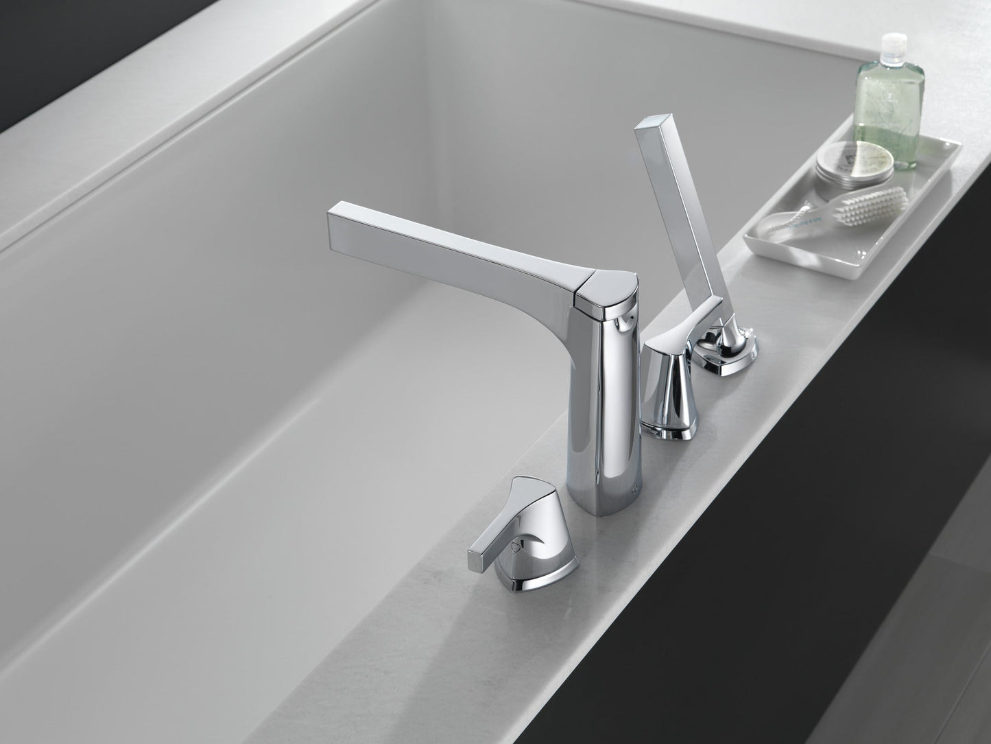 Delta Zura T4774 Roman Tub with Hand Shower Trim