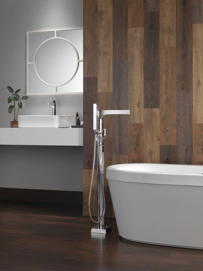 Delta Zura T4774 Roman Tub with Hand Shower Trim