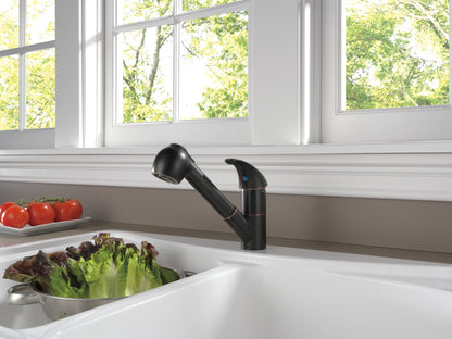 Peerless Core P18550LF Kitchen Pull-Out Faucet