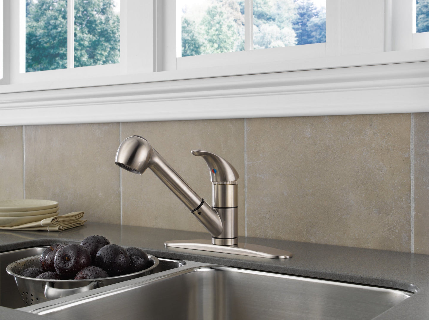 Peerless Core P18550LF Kitchen Pull-Out Faucet
