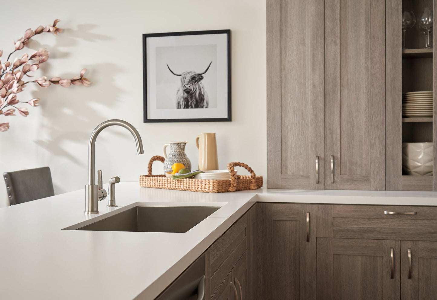 Peerless Precept P199152LF Single Handle Kitchen Faucet with Spray