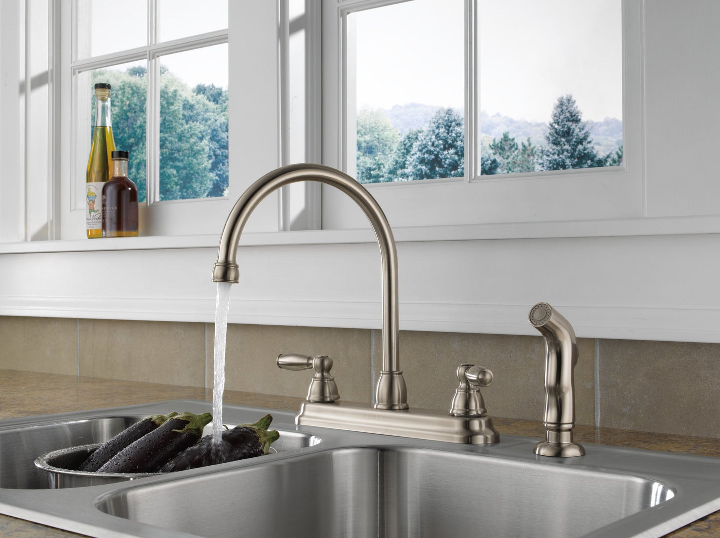 Peerless Claymore P299575LF Two Handle Kitchen Faucet