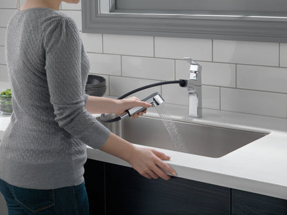 Peerless Xander P6919LF Single Handle Pullout Kitchen