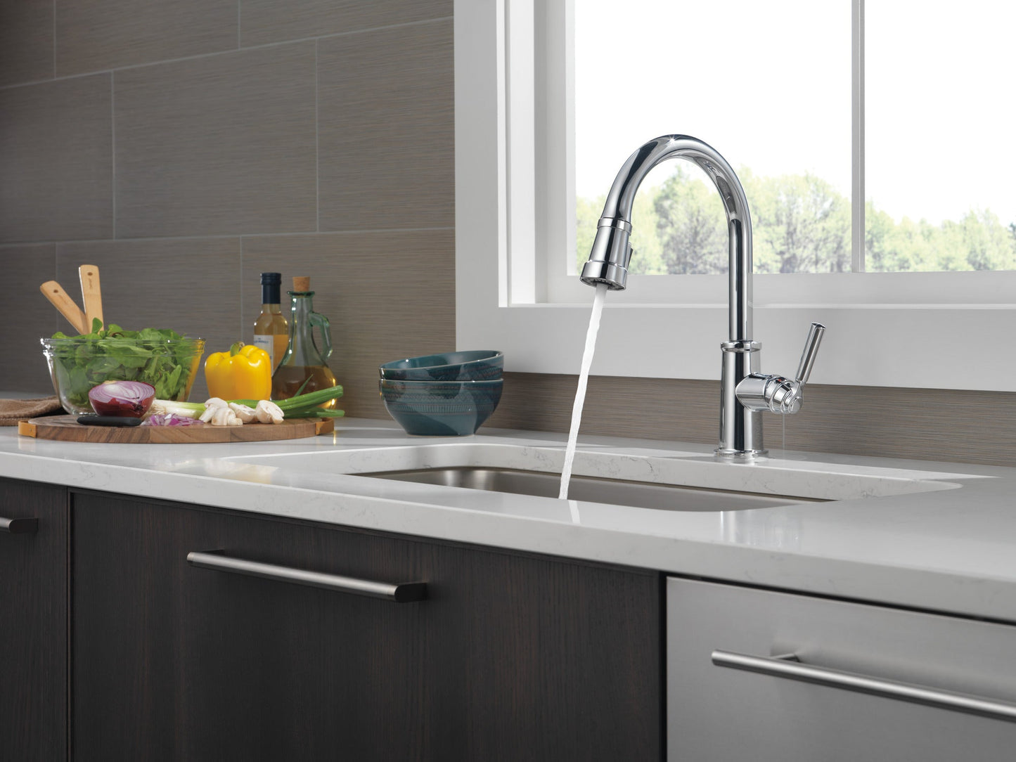 Peerless Westchester P7923LF Single-Handle Pull-Down Kitchen Faucet