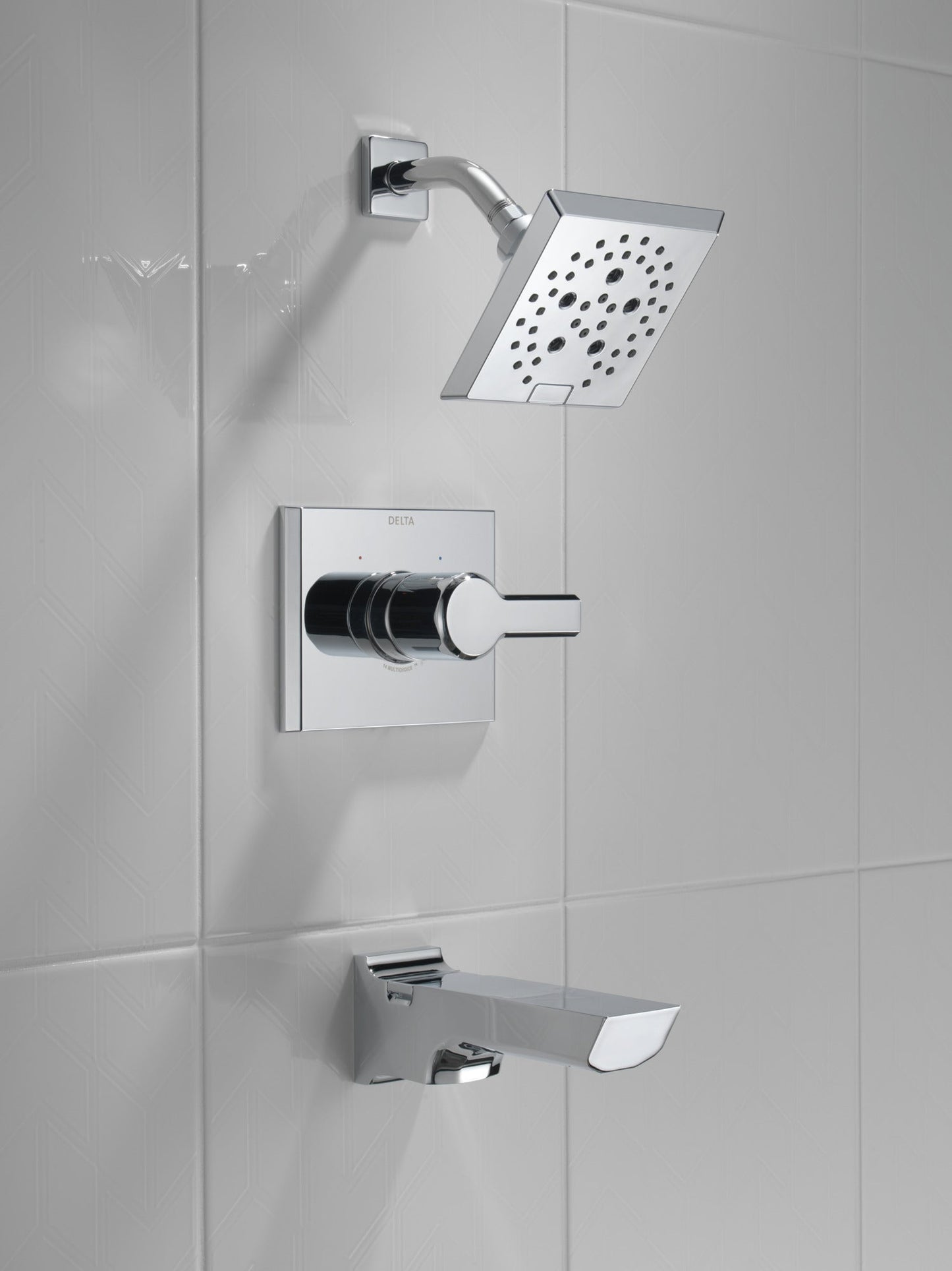 Delta Pivotal T14499 Monitor 14 Series H2OKINETIC Tub and Shower Trim, lumicoat chrome - view 2