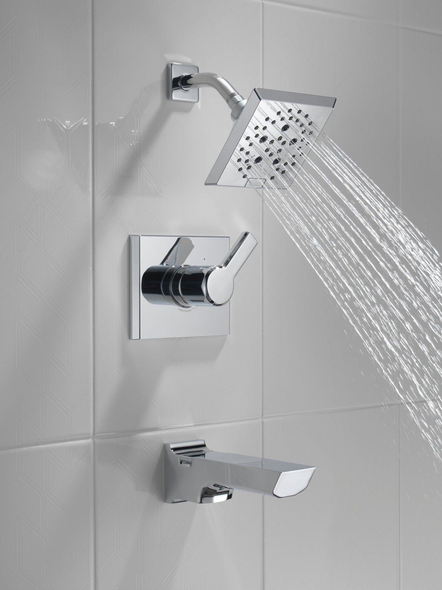 Delta Pivotal T14499 Monitor 14 Series H2OKINETIC Tub and Shower Trim, lumicoat chrome - view 4